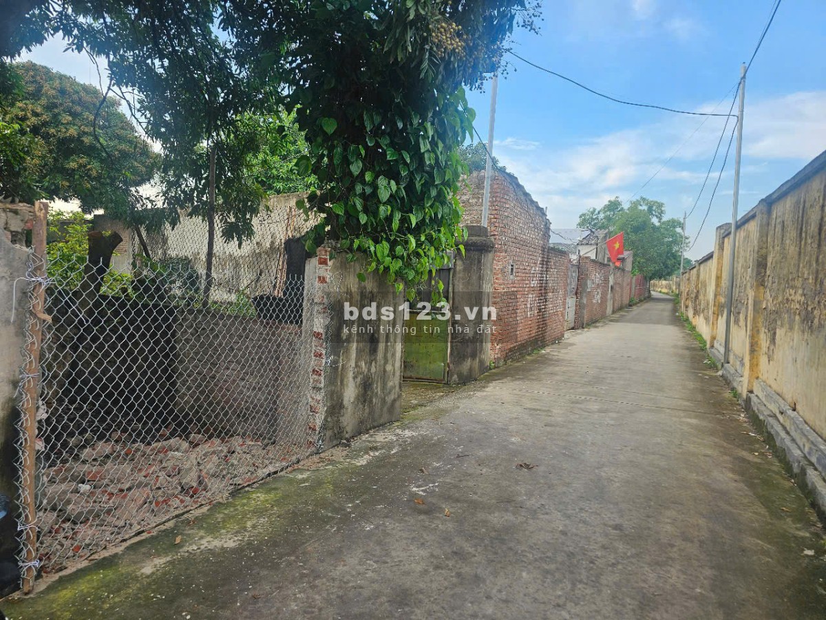 Bán Mảnh Đất 53m² Ngõ Ô Tô Giá 3,15 Tỷ, ĐC: Ngõ 199 Thị…