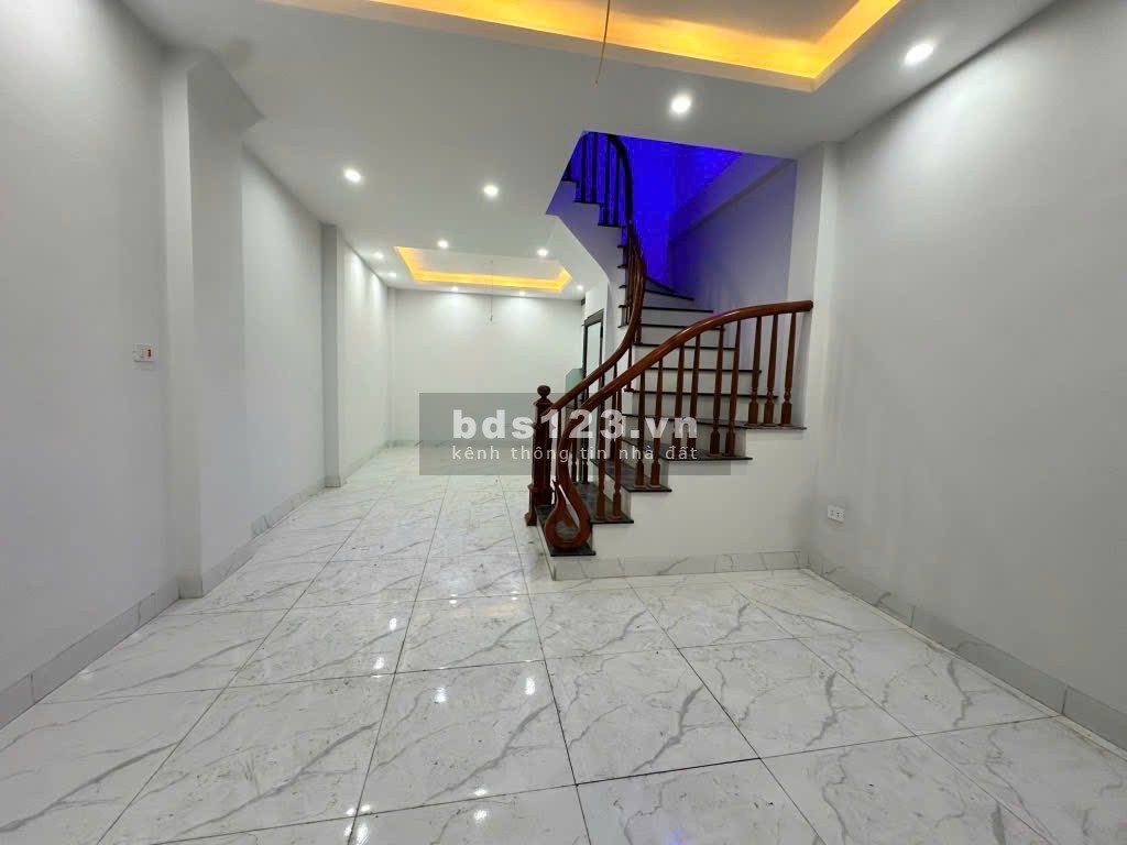 Nhà mới Liên Mạc - DT: 35m2 - MT: 4m - nhà 4 tầng - sát ô tô…