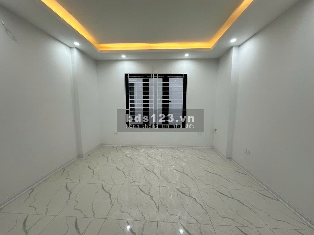 Nhà mới Liên Mạc - DT: 35m2 - MT: 4m - nhà 4 tầng - sát ô tô…