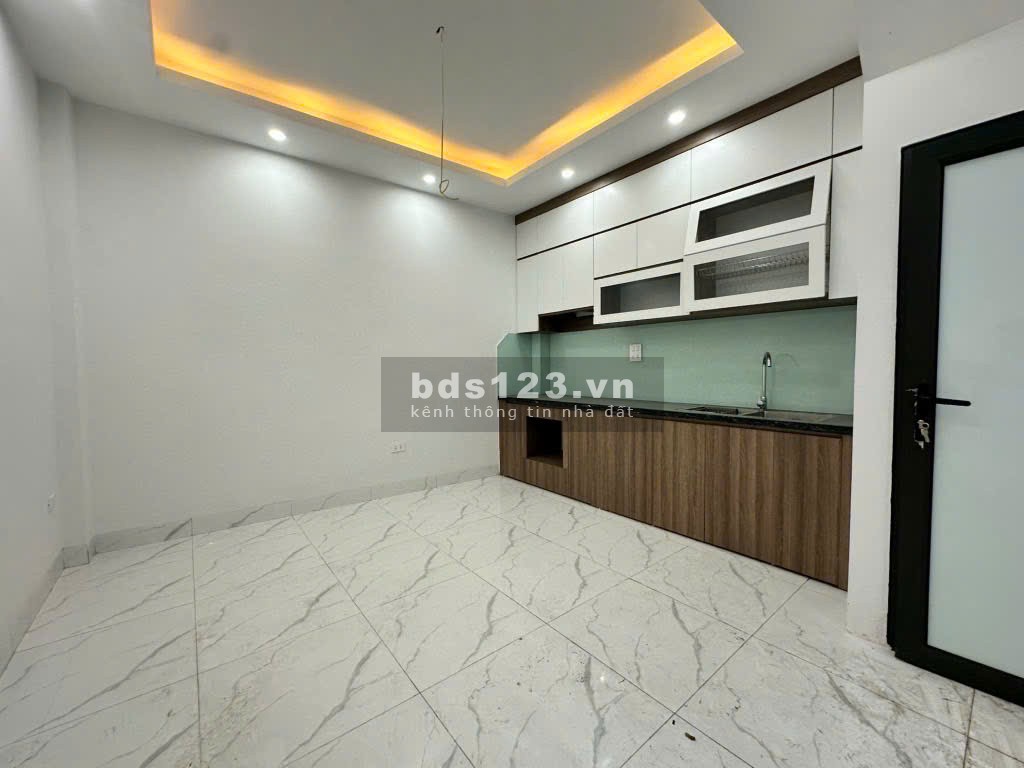 Nhà mới Liên Mạc - DT: 35m2 - MT: 4m - nhà 4 tầng - sát ô tô…