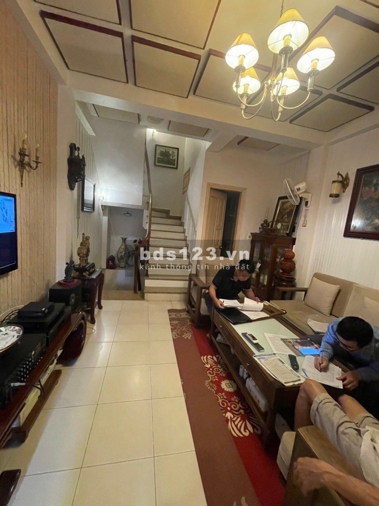 Nhà mặt phố Thanh Xuân, 2 mặt thoáng kinh doanh giá 14 tỷ 300…