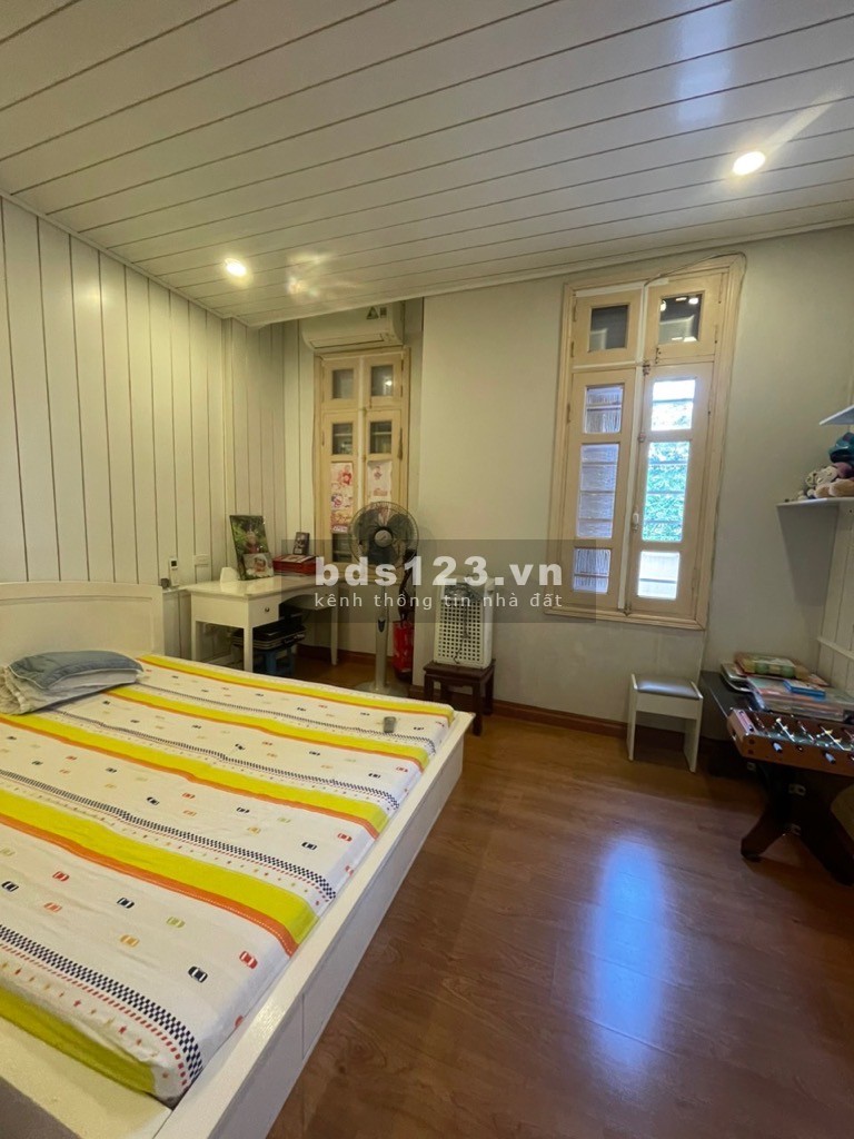 Nhà mặt phố Thanh Xuân, 2 mặt thoáng kinh doanh giá 14 tỷ 300…