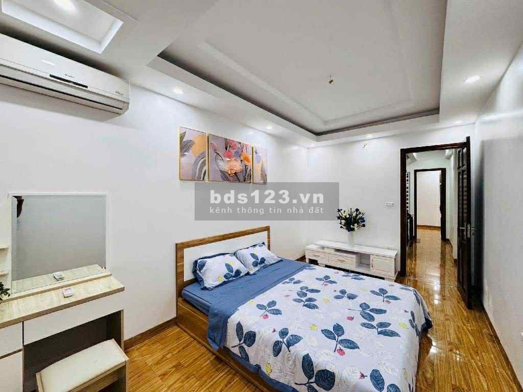 7,850 tỷ – Nhà đẹp ở ngay – Ngõ thông – 3 nhà ra ô tô –…