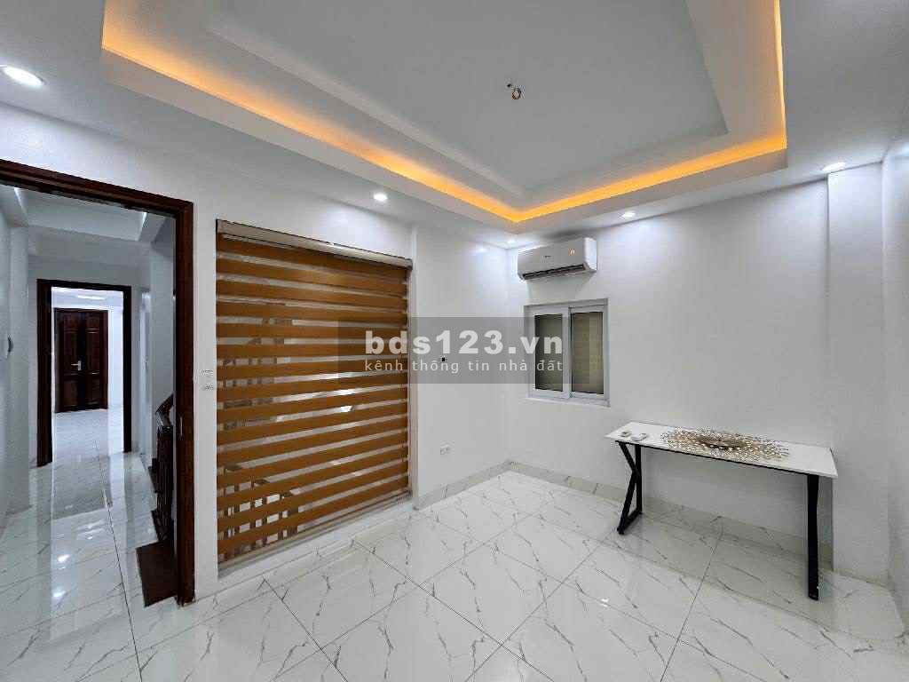 7,850 tỷ – Nhà đẹp ở ngay – Ngõ thông – 3 nhà ra ô tô –…