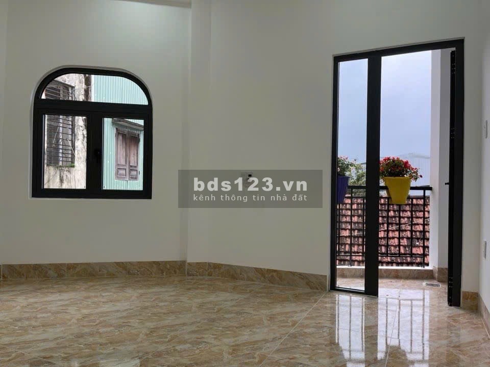 Bán gấp Nhà 2 Tầng kiệt Trần Cao Vân, cách biển vài bước chân, giá nhỉnh 3 Tỷ