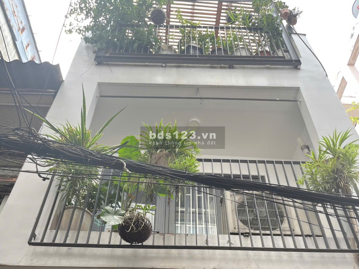 Bán nhà Điện Biên Phủ trung tâm quận 3, 25m2, 3 tầng, nhỉnh 6tỷ