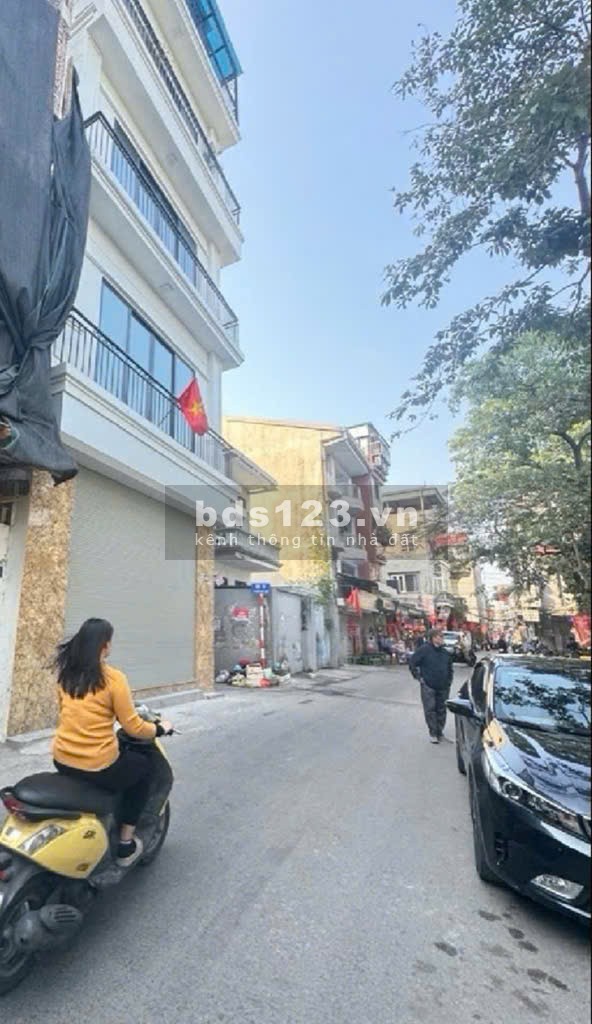 Siêu hiếm – Trung tâm Long Biên - Ôtô - Kinh doanh – 5 Tầng –…