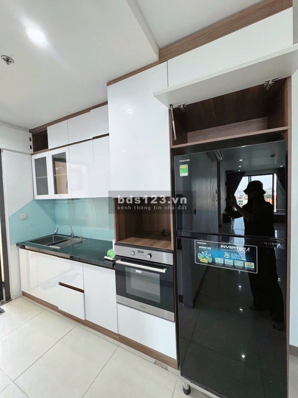 Satra Eximland, Phan Đăng Lưu, Phú Nhuận: 101m2, 2p ngủ lớn, NTCC, 18tr/th