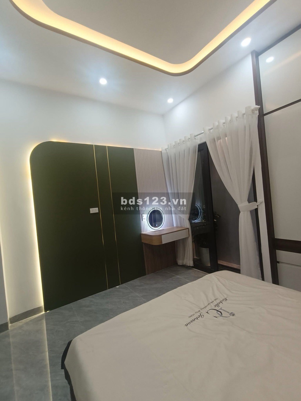 Bán gấp Nhà 3 Tầng, kiệt Ô Tô tránh nhau Nguyễn Chánh – Hoà…