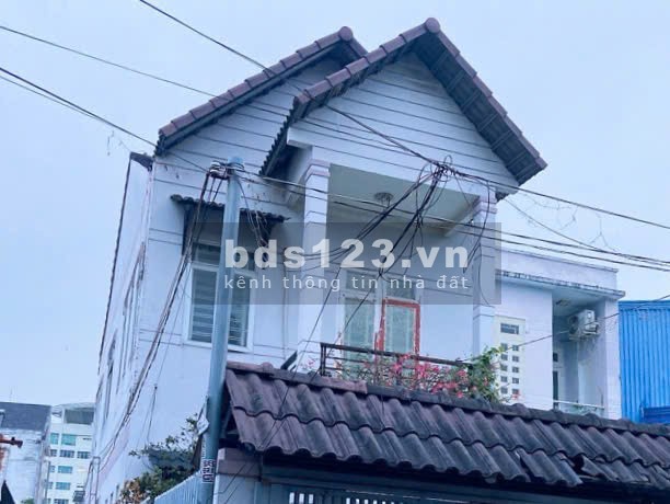 Chính chủ cần bán gấp nhà rộng 109m2 chỉ 4.5 tỷ gần cầu…