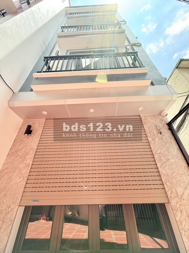 Bán Nhà Minh Khai đẹp long lanh – 2 mặt thoáng – Gần phố –…