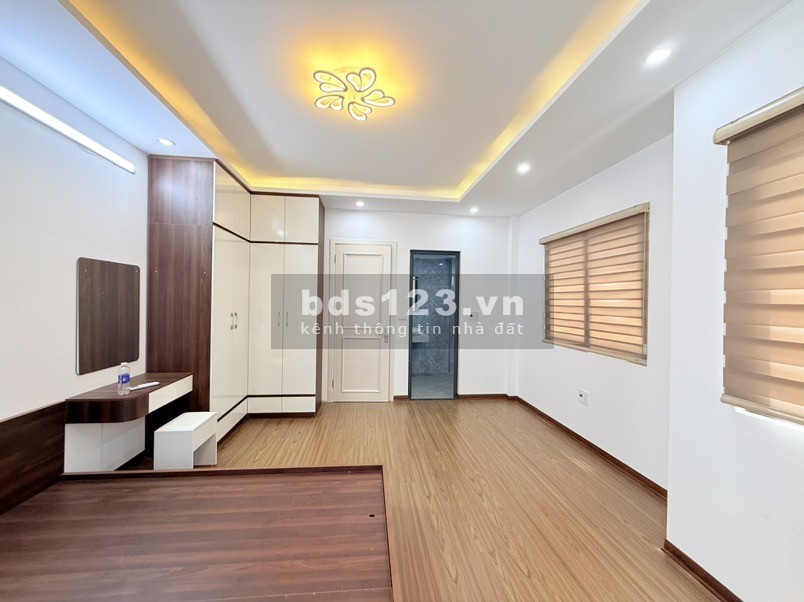 Bán Nhà Minh Khai đẹp long lanh – 2 mặt thoáng – Gần phố –…