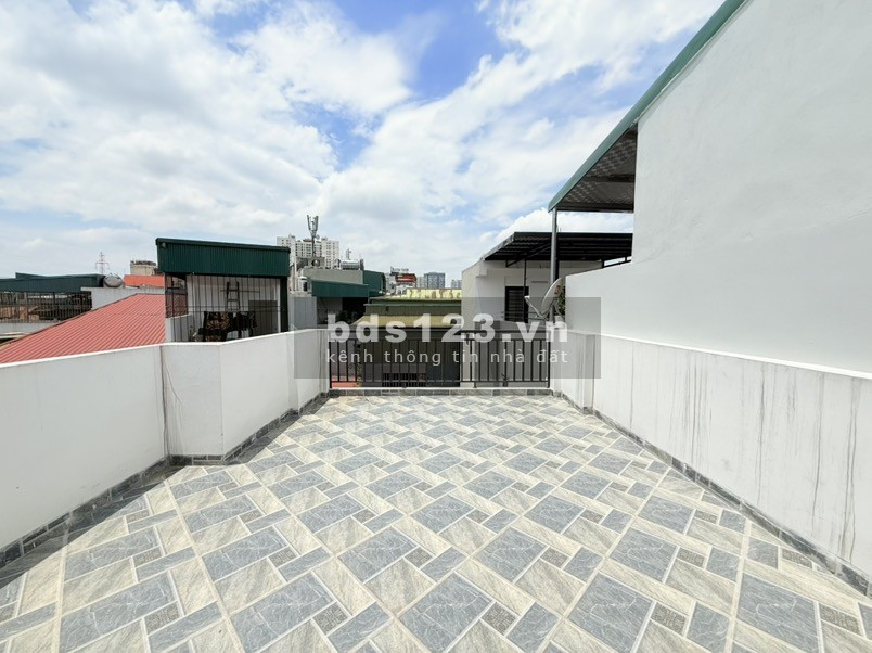 Bán Nhà Minh Khai đẹp long lanh – 2 mặt thoáng – Gần phố –…