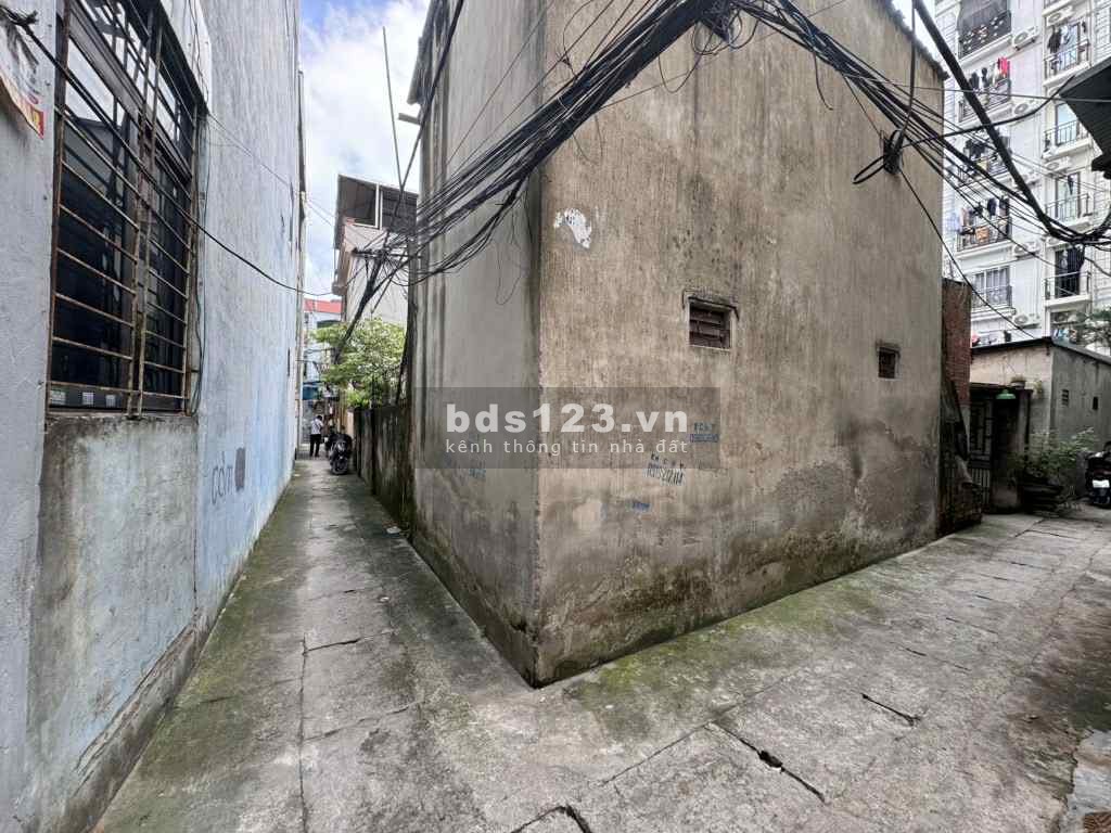 Bán đất Triều Khúc - Gần phố ô tô - 50m² - 9 tỷ