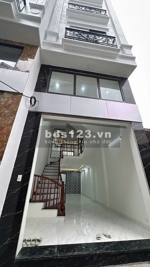 Bán nhà Kim Giang, 6 tầng, mặt tiền 5 m, ngõ ô tô tránh, 57 m2,…