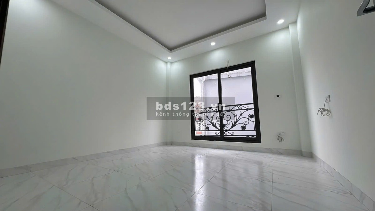 Bán nhà Kim Giang, 6 tầng, mặt tiền 5 m, ngõ ô tô tránh, 57 m2,…