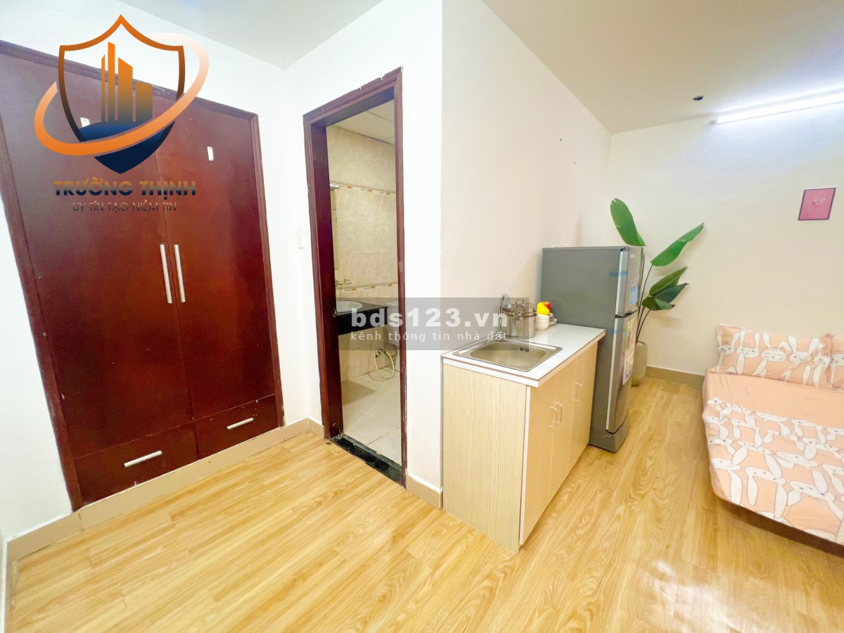 Phòng mới 100% nội thất có sẵn nằm kế Công viên Hoàng Văn…