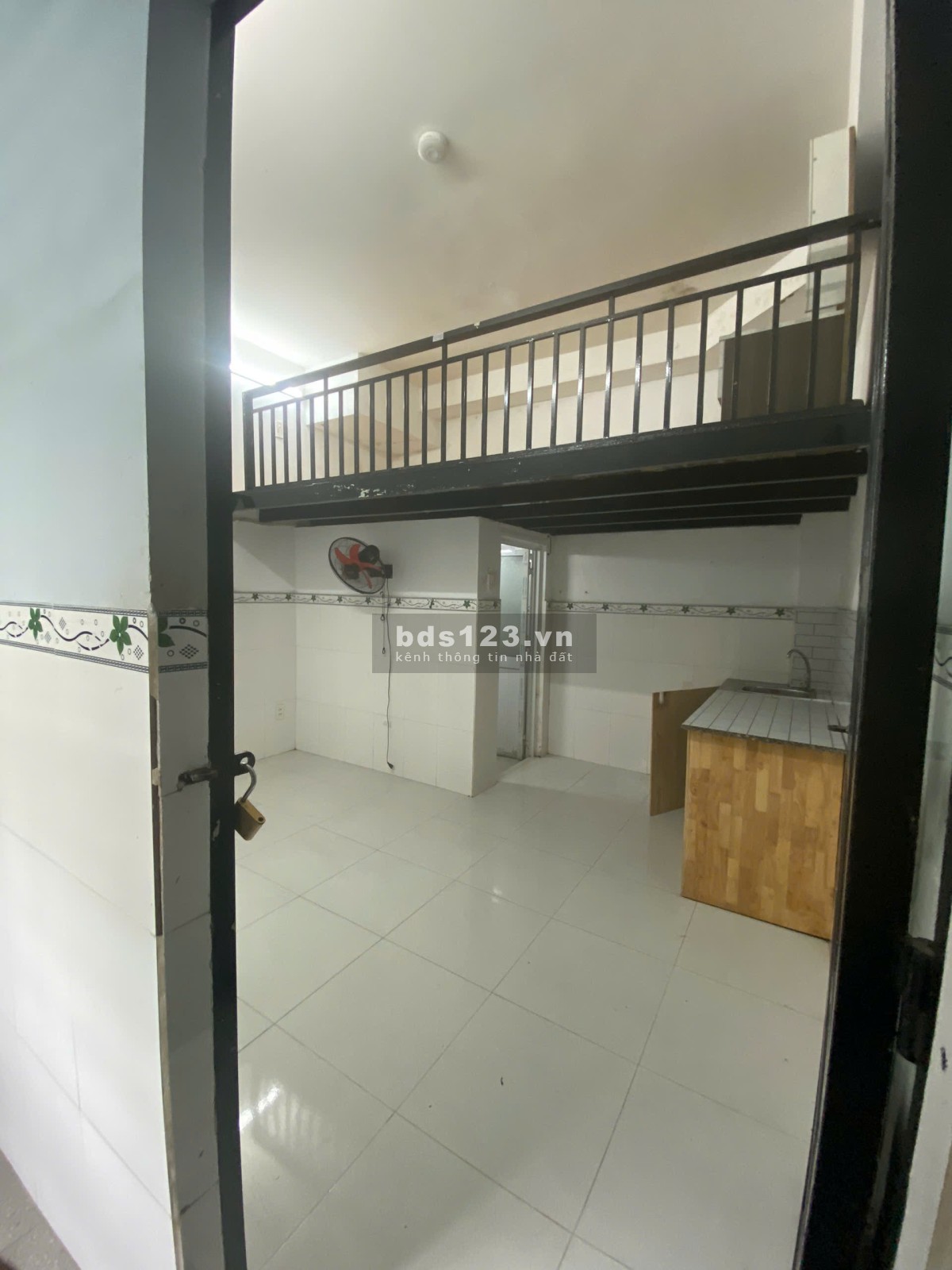 Phòng trọ từ 3,5tr - 4,1tr có gác, ngay ĐH Công Thương, Aeon, KCN Tân Bình