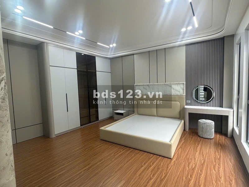 Bán gấp nhà Lai Xá – Hoài Đức – 5 tầng ở ngay, giá chỉ…