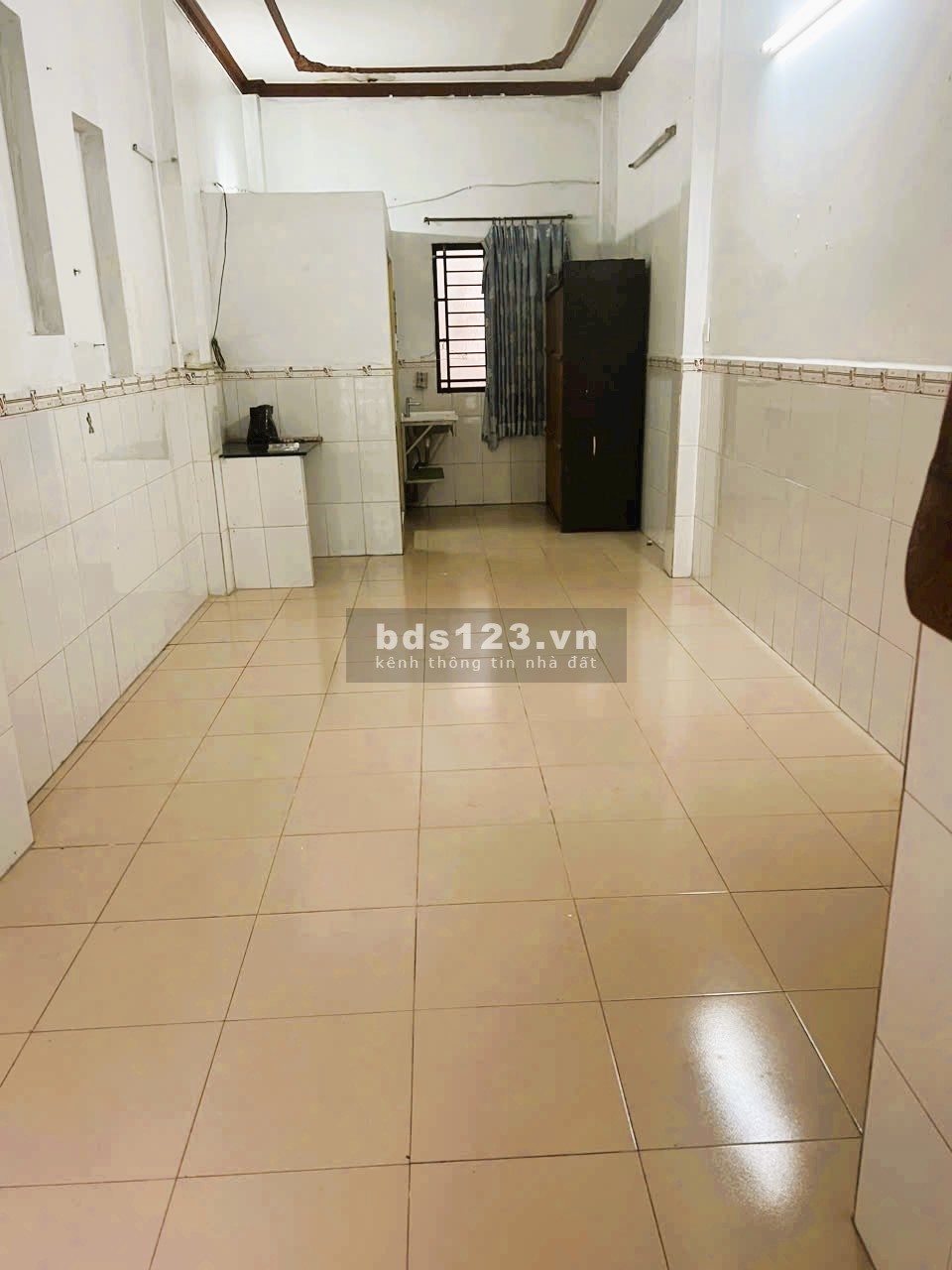Bán nhà 4 tầng hẻm ôtô, thông tứ phía ra đường 3/2, Q11.