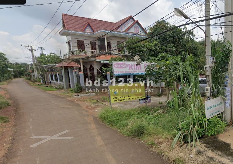 Bán đất mặt tiền giá rẻ – Cạnh khu công nghiệp.