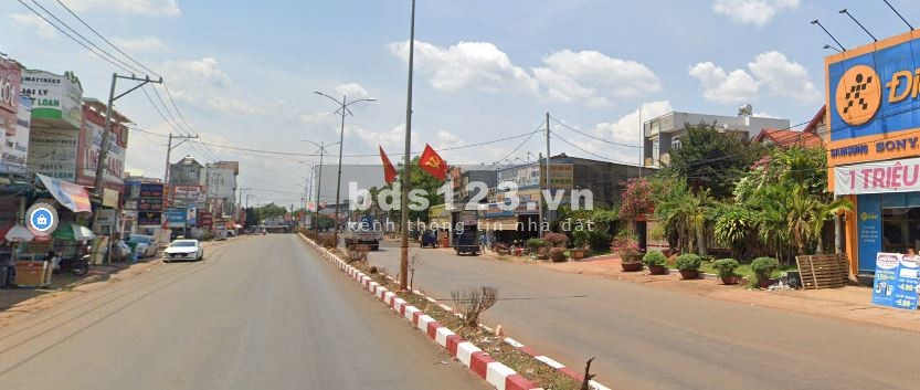 Bán đất mặt tiền giá rẻ – Cạnh khu công nghiệp.