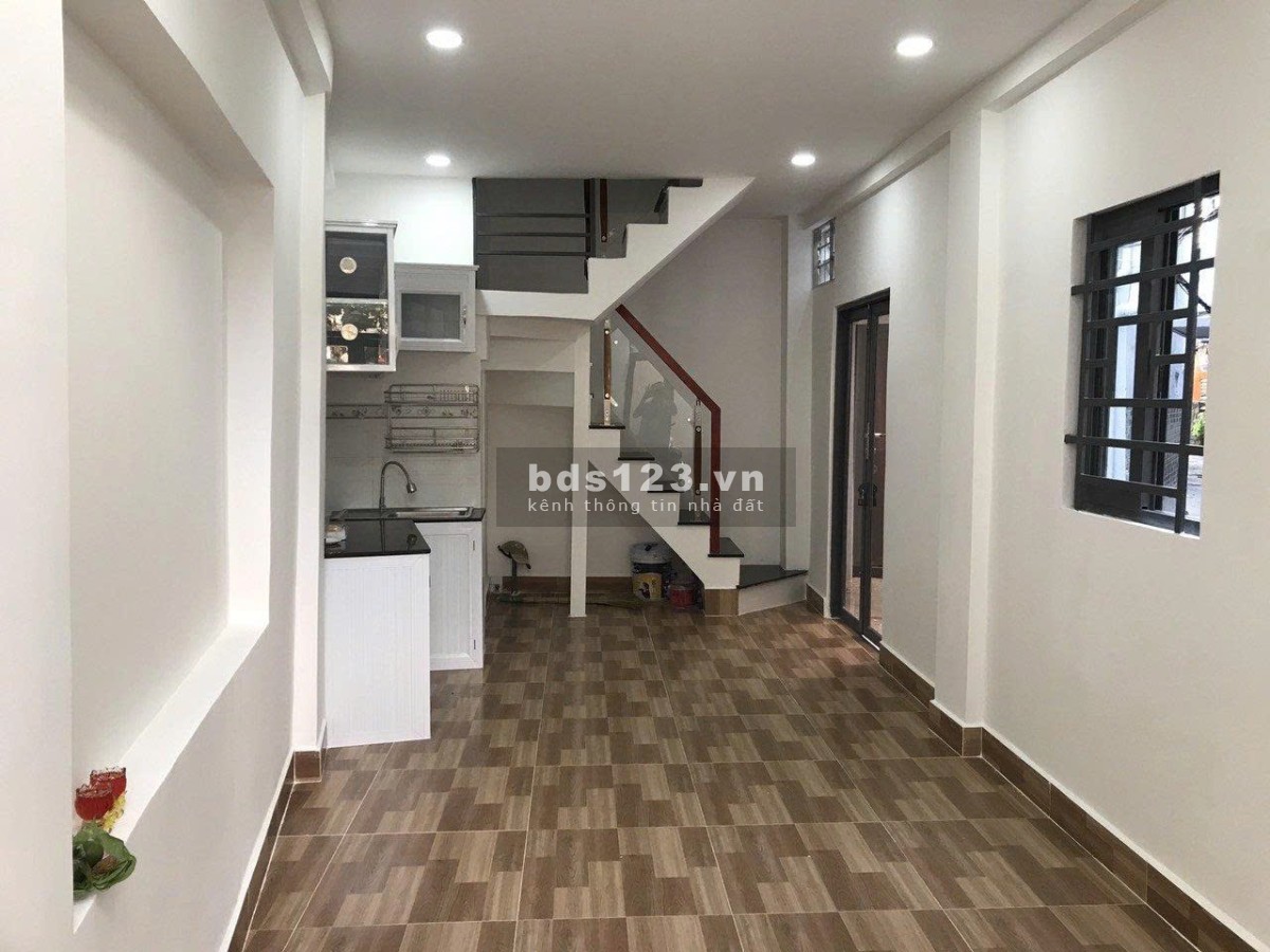 Chỉ nhỉnh 5 tỷ có nhà mới xây gần mặt tiền Trần Hưng…