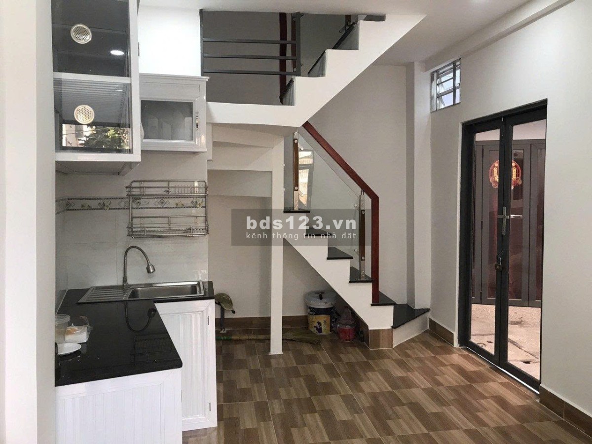 Chỉ nhỉnh 5 tỷ có nhà mới xây gần mặt tiền Trần Hưng…