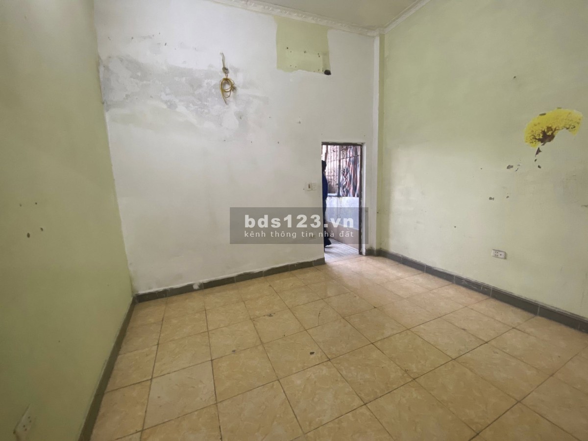 Bán nhà riêng Yên Nghĩa, 130 triệu/m2, 38,5m2, 2PN + 2WC, sát chợ,…