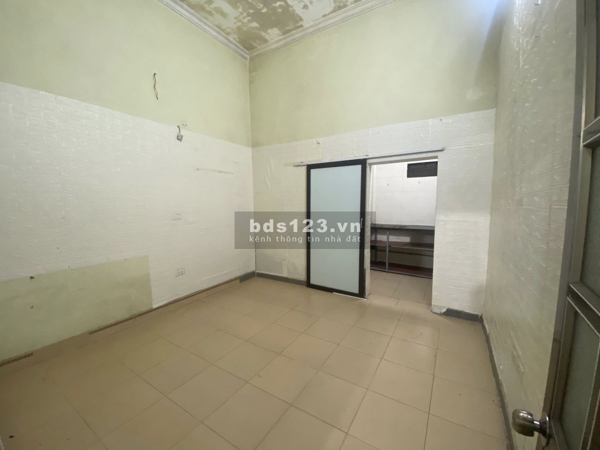 Bán nhà riêng Yên Nghĩa, 130 triệu/m2, 38,5m2, 2PN + 2WC, sát chợ,…