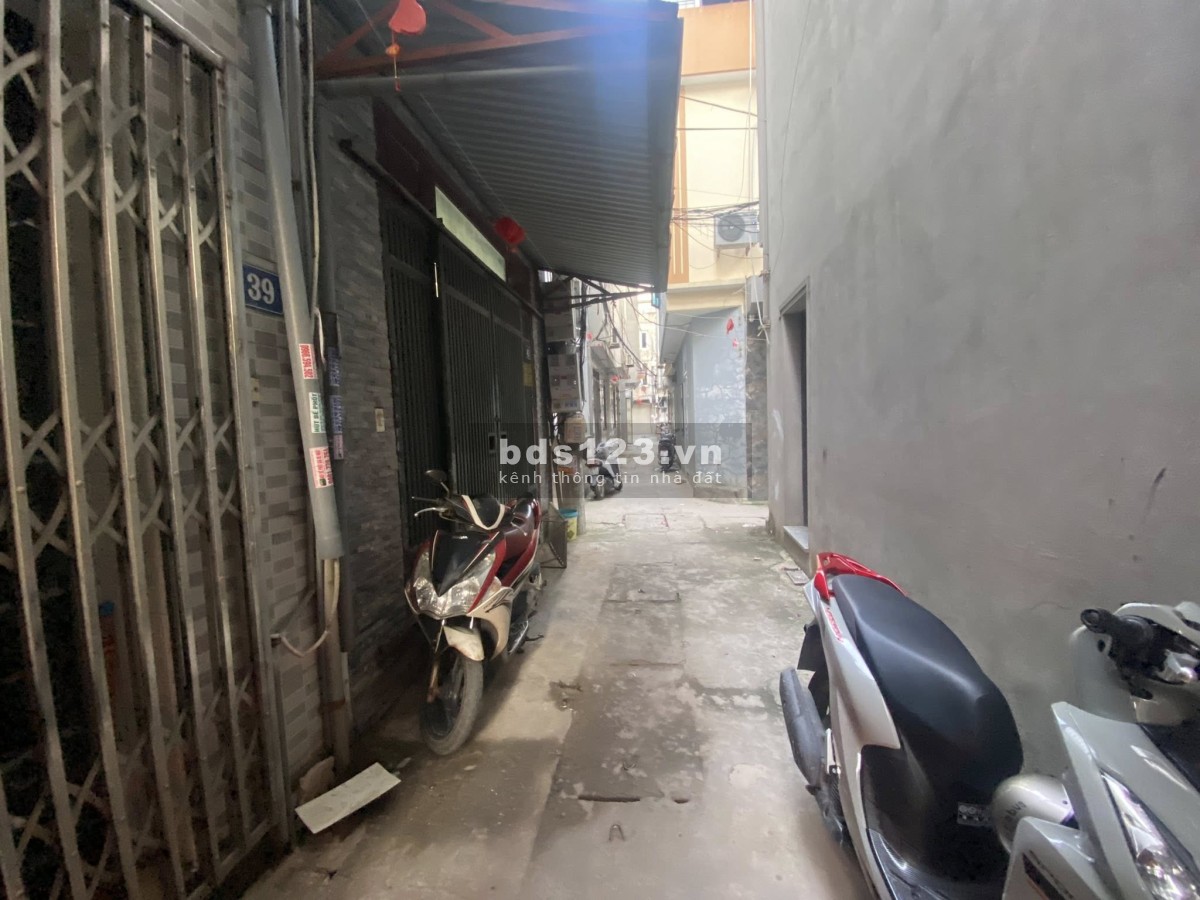 Bán nhà riêng Yên Nghĩa, 130 triệu/m2, 38,5m2, 2PN + 2WC, sát chợ,…