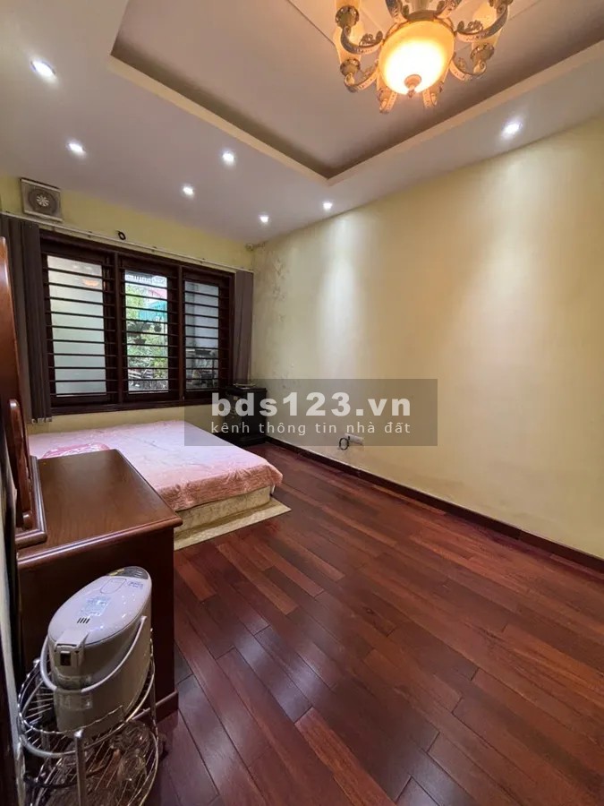 Bán nhà 4 tầng Ngọc Hồi, 46m2, giá 5.65 tỷ