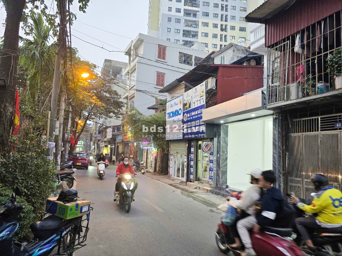Cho thuê mặt bằng kinh doanh tầng 1 tại Giáp Nhị