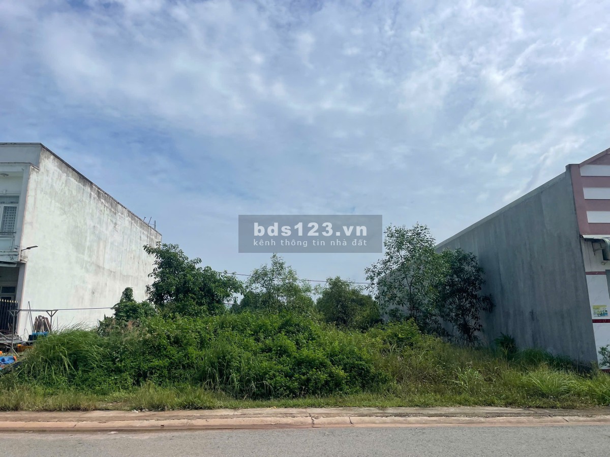 Chính Chủ Cần Bán Nhanh Lô Đất Cạnh KCNC Bình Dương. Diên…
