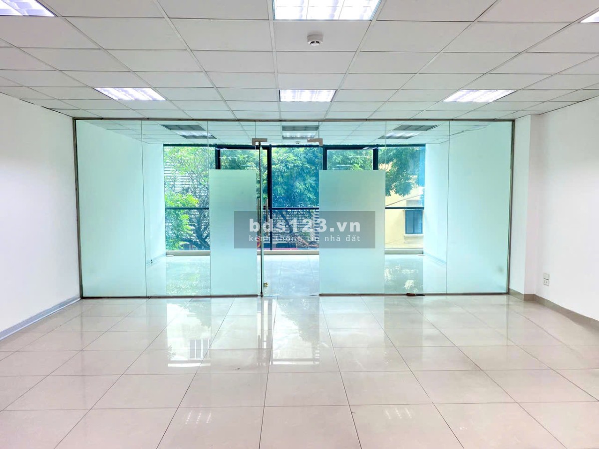 Cho thuê Văn phòng đẹp 80m2, 120m2, 200m2 mặt phố Lý Nam Đế,…