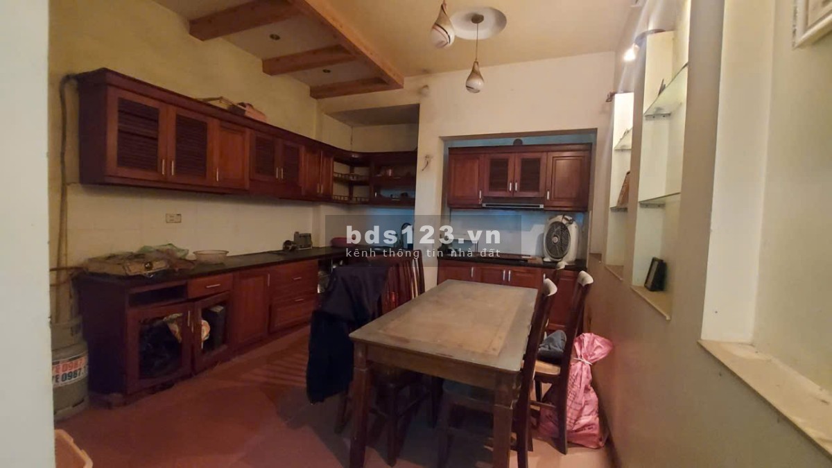 Bán nhà ngõ 85 Xuân Thủy – Ô tô đỗ cửa – 5 tầng – 57m²…