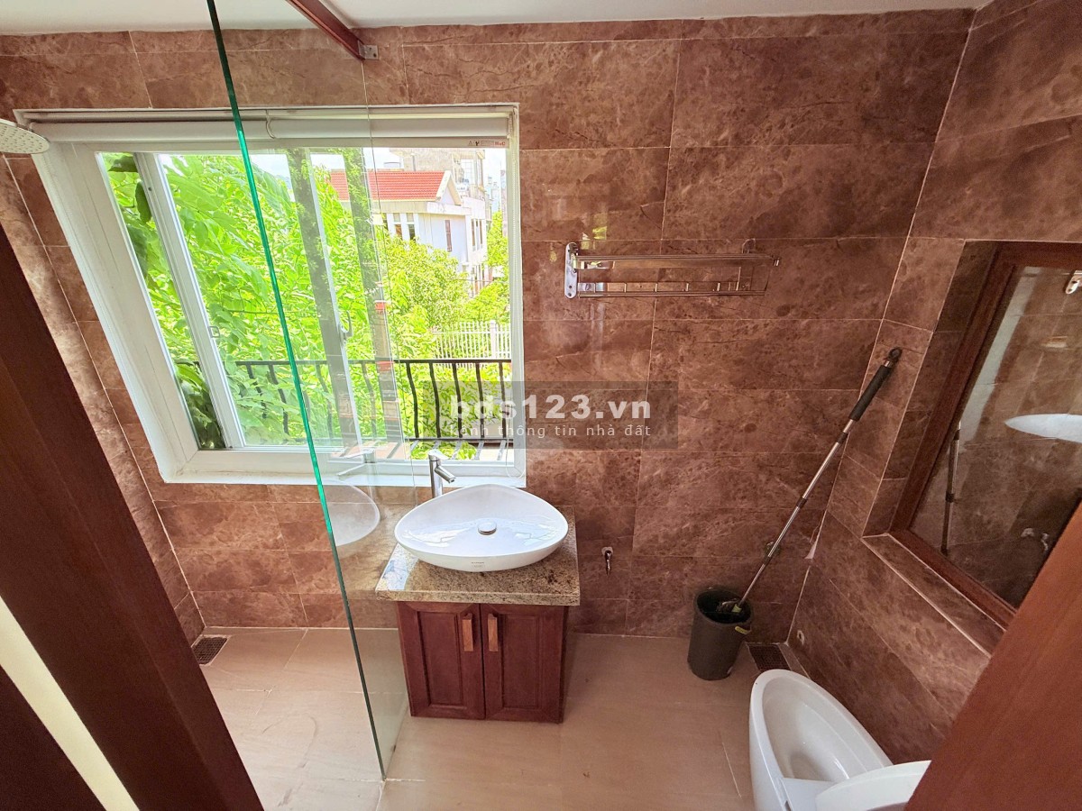 Bán Nhà Mặt Tiền Huỳnh Ngọc Huệ - Đà Nẵng