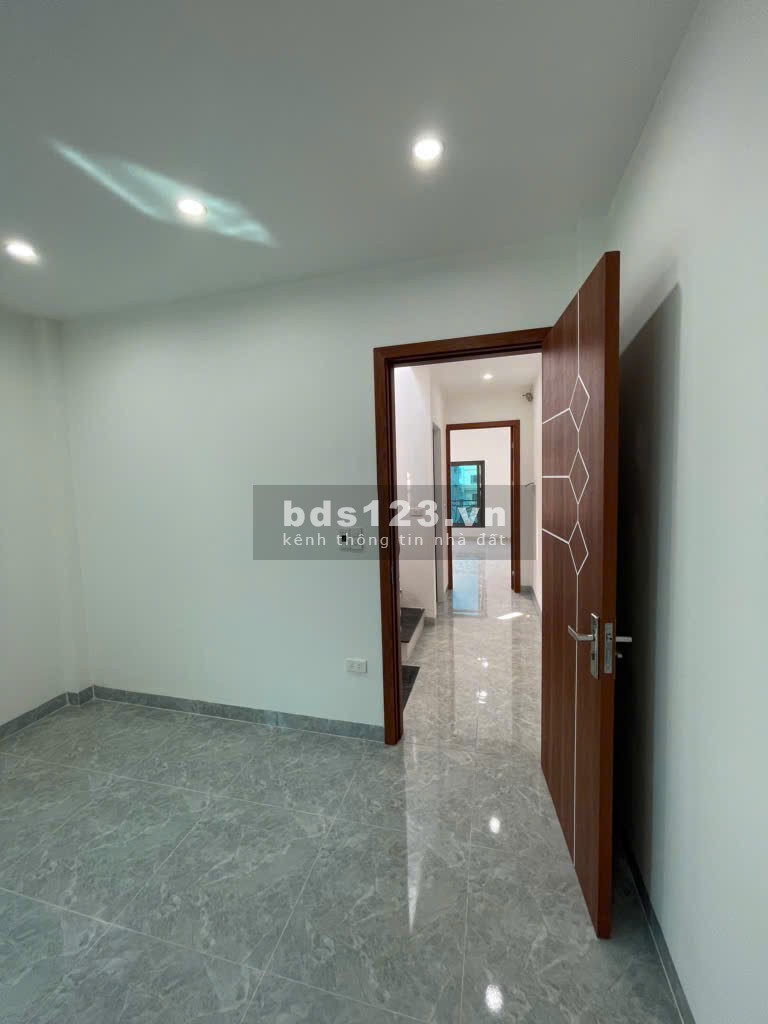 Bán nhà Tân Lập, Đan Phượng, 5t x 43m2, Ngõ Rộng. Giá: 4.95 tỷ