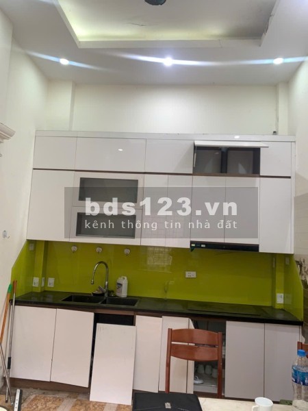 Hiếm căn hộ gia đình cấp 4 Xuân Đỉnh 65m² với 2PN, giá 7,5 triệu/tháng