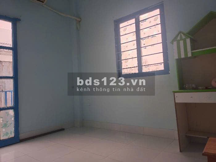 Bán Nhà Quốc Lộ 13, Hiệp Bình Phước, Thủ Đức, DT 36m2 4 tầng chỉ có 5.4 tỷ