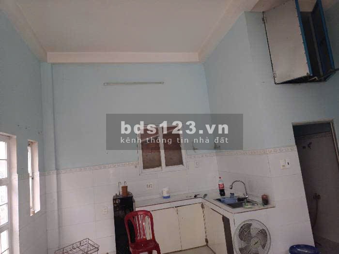 Bán Nhà Quốc Lộ 13, Hiệp Bình Phước, Thủ Đức, DT 36m2 4 tầng chỉ có 5.4 tỷ