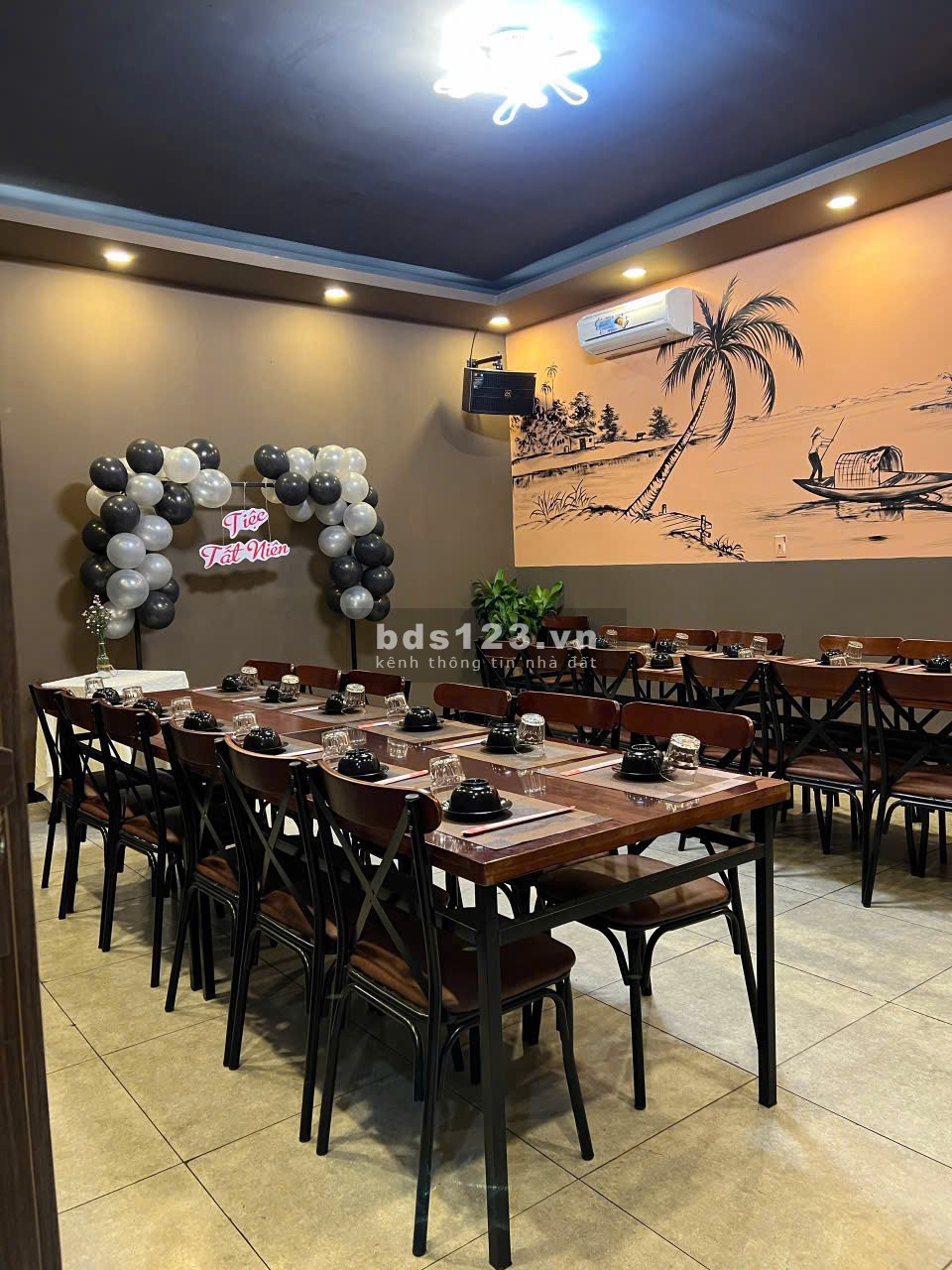 Chính chủ cần cho thuê 2 căn gộp, phù hợp buôn bán quán ăn, bida, rộng hơn 400m2, giá 35tr
