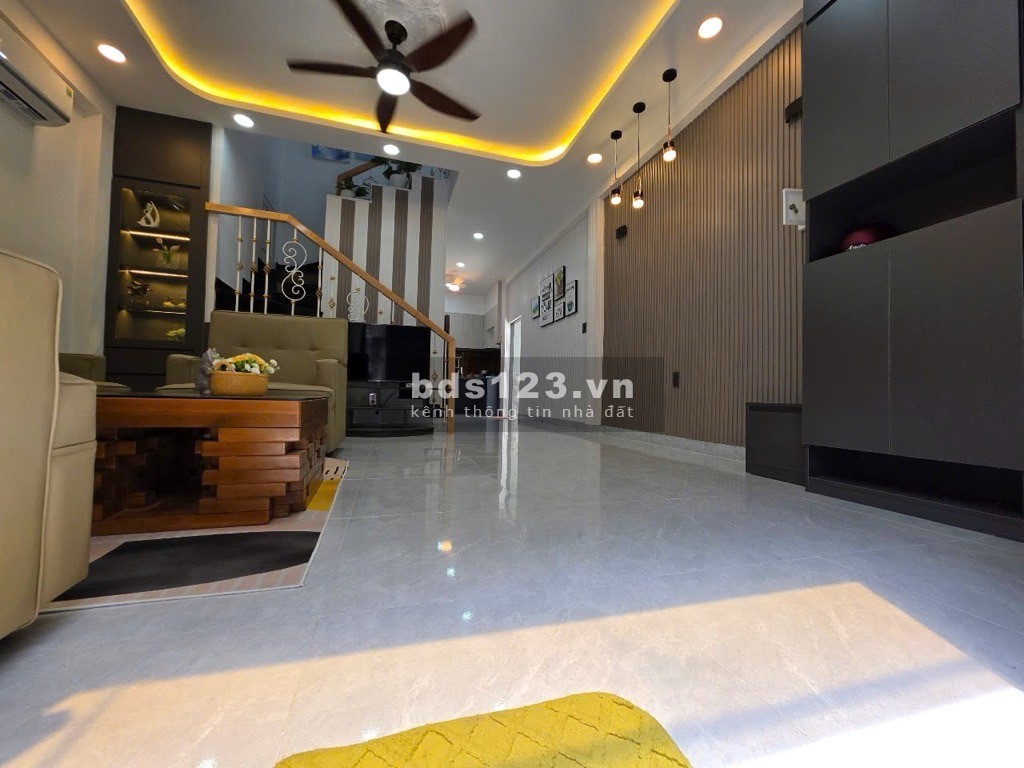 Nhà đẹp giá tốt - Lê Văn Sỹ - 2 tầng - 5*11M - nhỉnh 7 tỷ