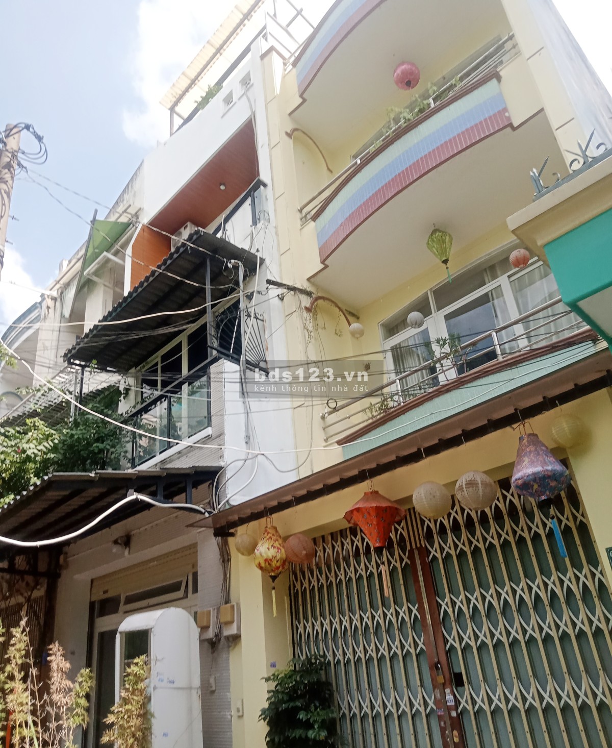 Chủ cần bán gấp nhà cạnh Trường Chinh, Tân Phú, 4*18m, 4…