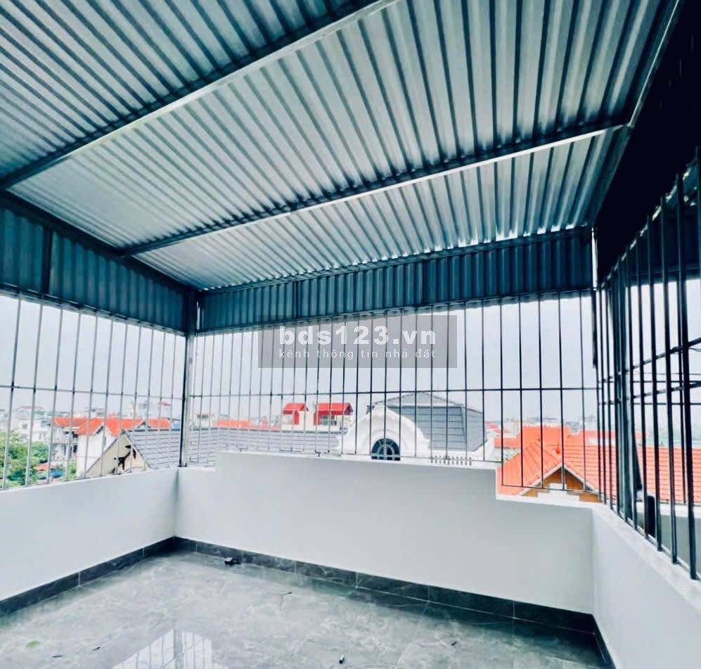Nhỉnh 4 tỷ bán căn nhà tại Yên Nghĩa - Hà Đông - 35m2 - 5…