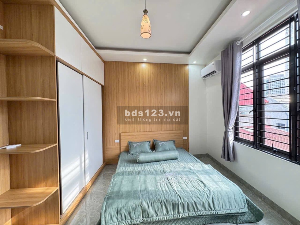 Nhỉnh 6 tỷ, bán căn trung tâm Văn Phú - Hà Đông 30m2 MT 4.1m…