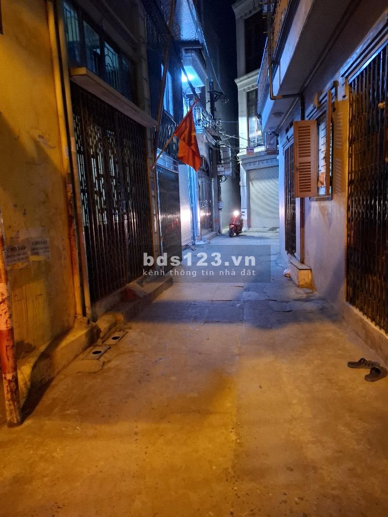 Bán nhà chính chủ Hoàng Mai, nhà đẹp ở luôn 43m2 5 tỷ