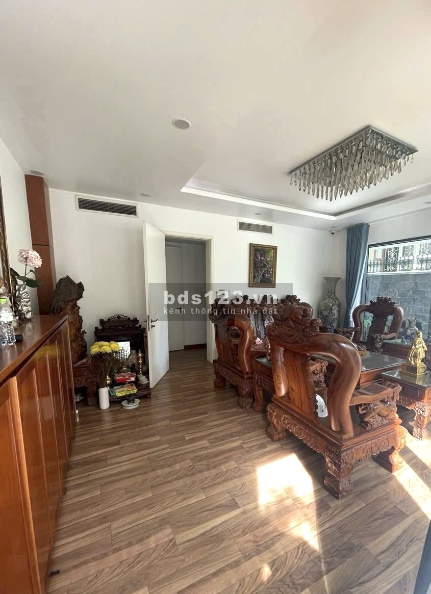 Bán Gấp Biệt Thự Sân Vườn Khu VIP Tân Phong - Q7 - VIEW Sông -…