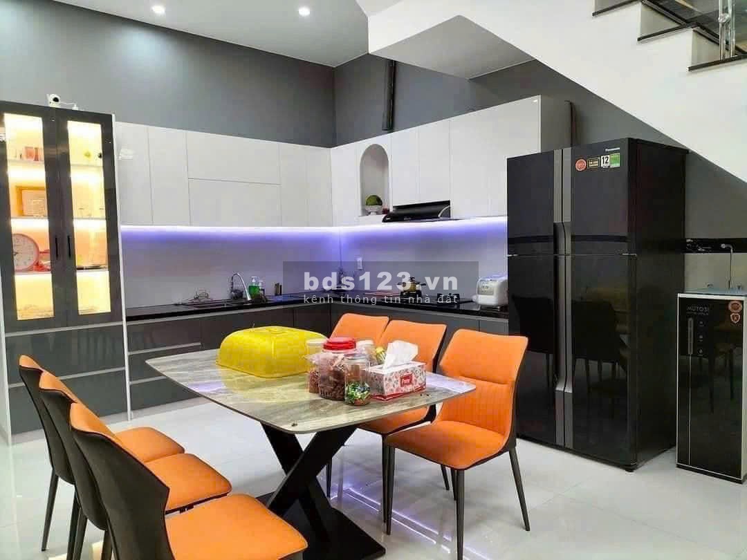 Chính chủ bán nhà phố Phường 4 – TP. Tân An - 70m² – Thổ…