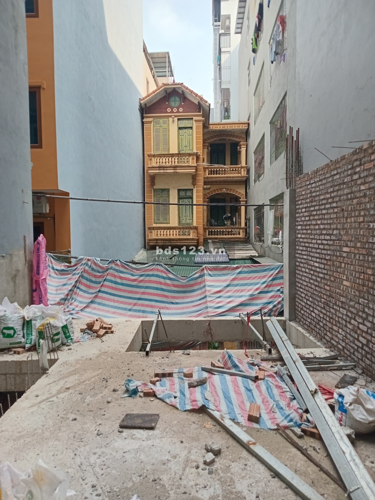 Chính chủ bán: miếng đất 40m2 ở vị trí đắc địa để…